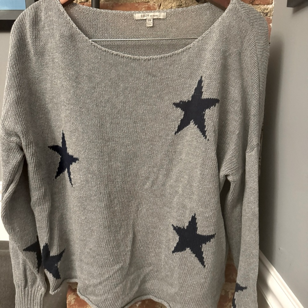 Cozy Casual Gray Sweater Navy Stars Cotton Ramie Blend Size S/M Relaxed Fit